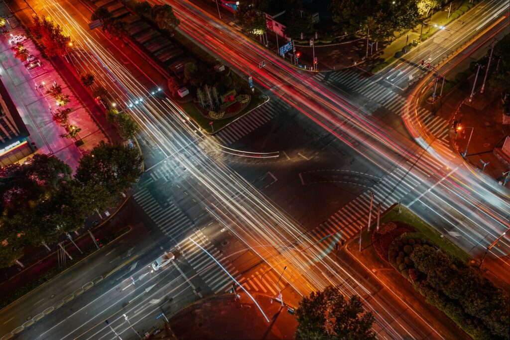 Modern Application Development on AWS: Pathways that Generate Business Value
