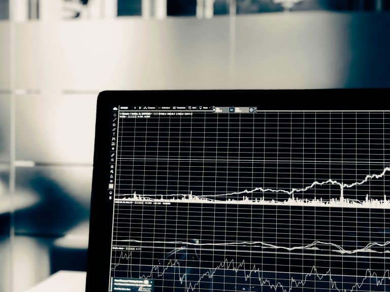 Building Data Analytics Solution on AWS